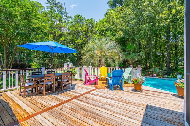 2765 Victoria Lake Drive, Mount Pleasant, SC 29466