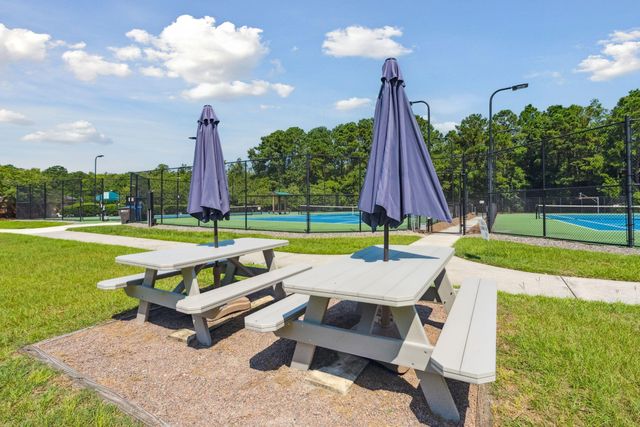2765 Victoria Lake Drive, Mount Pleasant, SC 29466