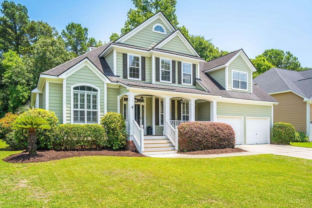 2765 Victoria Lake Drive, Mount Pleasant, SC 29466