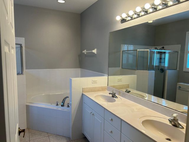 4630 Portage Trl, Melbourne, FL 32940