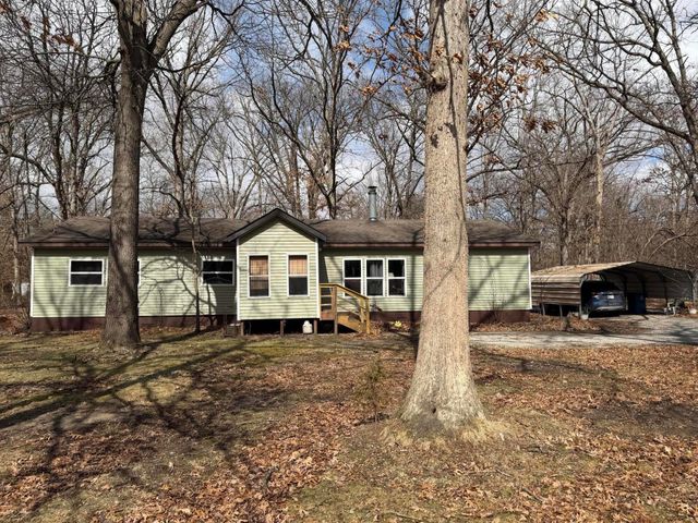 4256 Jonathan Drive, Wheatfield, IN 46392