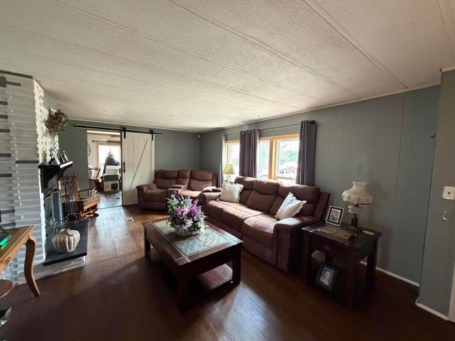 4256 Jonathan Drive, Wheatfield, IN 46392