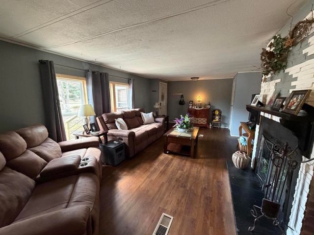 4256 Jonathan Drive, Wheatfield, IN 46392