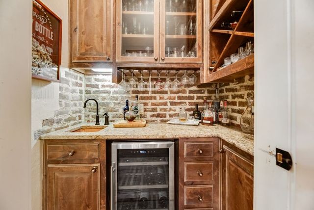 2880 County Road 249, Poetry, TX 75160