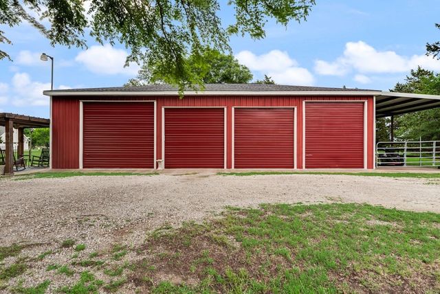2880 County Road 249, Poetry, TX 75160
