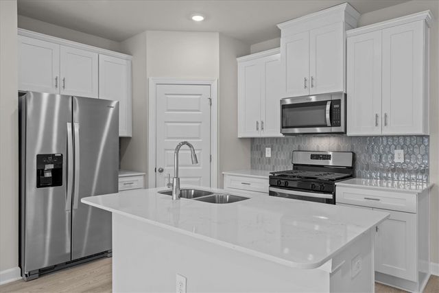 107 Pleasure Lane, Taylors, SC 29687