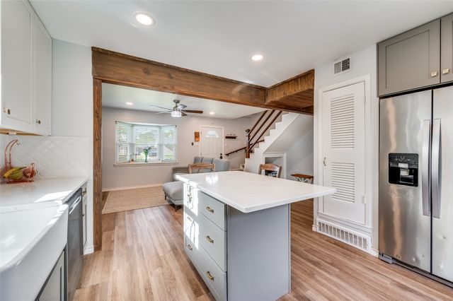 2924 W 11th Street, Irving, TX 75060