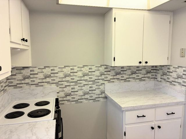 2911 Ashley Drive W H, West Palm Beach, FL 33415