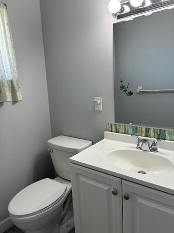 2911 Ashley Drive W H, West Palm Beach, FL 33415