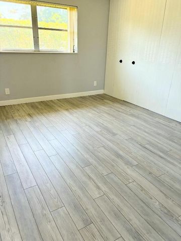 2911 Ashley Drive W H, West Palm Beach, FL 33415