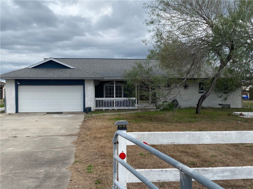 5336 County Road 75, Robstown, TX 78380