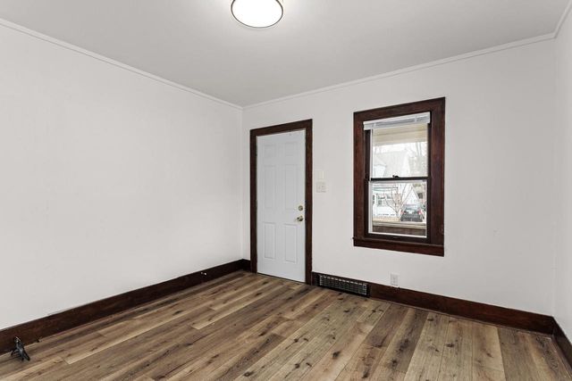 60 W COTTON Street, Fond Du Lac, WI 54935