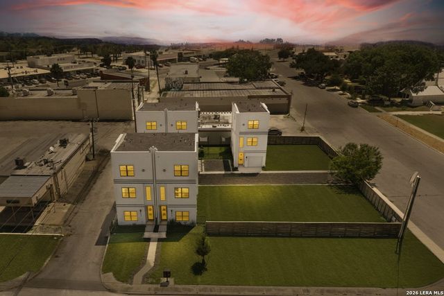 1735 W Gramercy Pl Unit 201, San Antonio, TX 78201