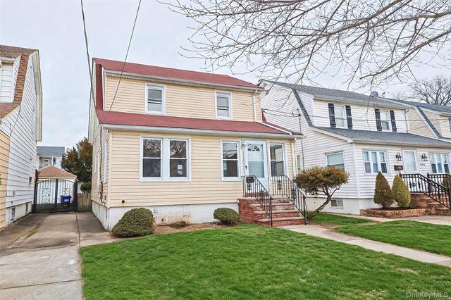 90-09 216th Street, Queens Village, NY 11428