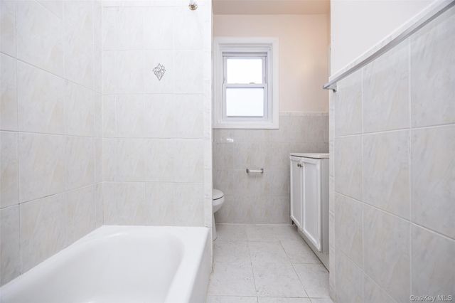 90-09 216th Street, Queens Village, NY 11428