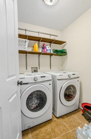 4809 BULLHEAD LN, Columbia, MO 65202