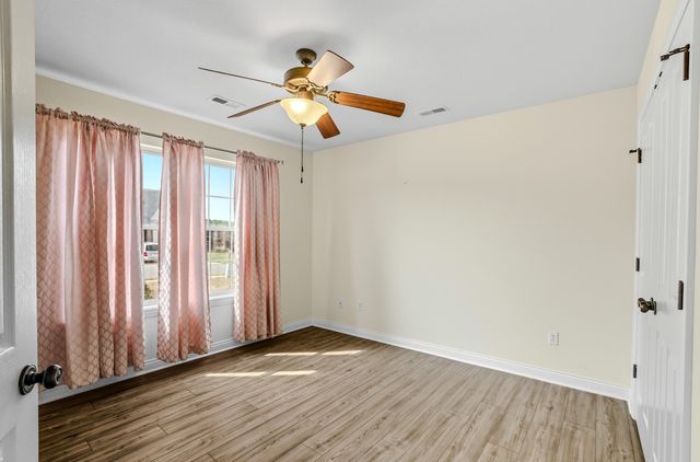 4809 BULLHEAD LN, Columbia, MO 65202