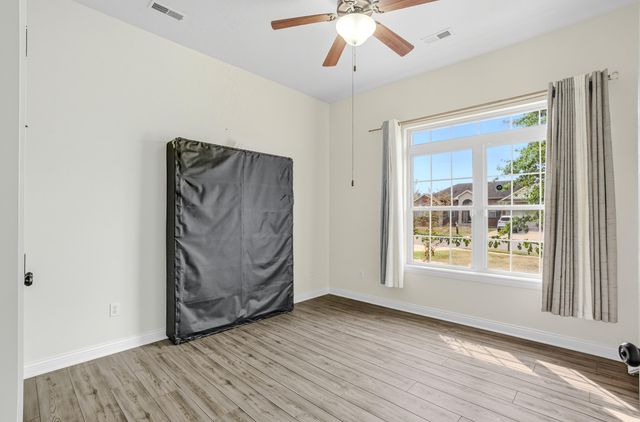 4809 BULLHEAD LN, Columbia, MO 65202