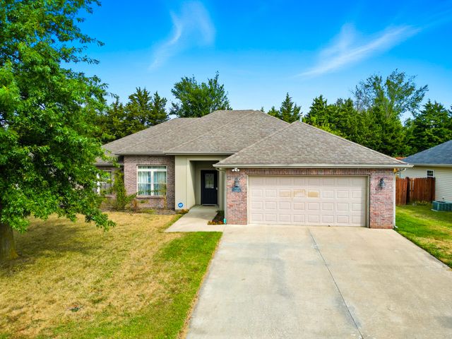 4809 BULLHEAD LN, Columbia, MO 65202