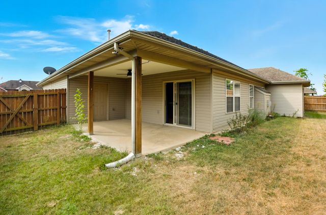 4809 BULLHEAD LN, Columbia, MO 65202