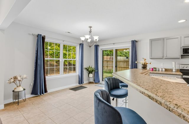 4809 BULLHEAD LN, Columbia, MO 65202