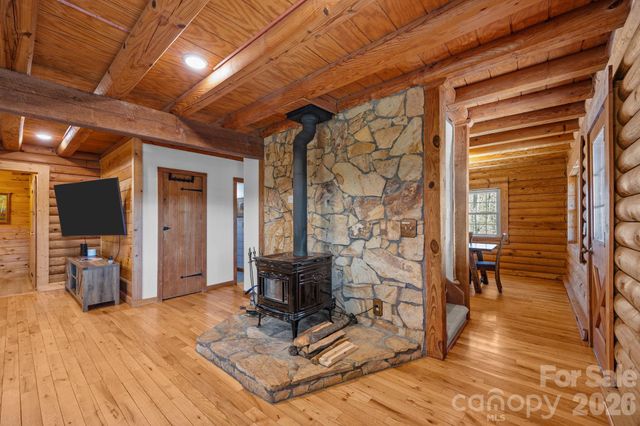 40 Chambers Drive, Weaverville, NC 28787