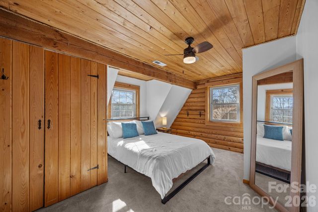 40 Chambers Drive, Weaverville, NC 28787