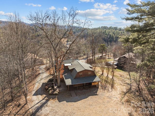 40 Chambers Drive, Weaverville, NC 28787