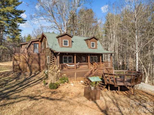 40 Chambers Drive, Weaverville, NC 28787