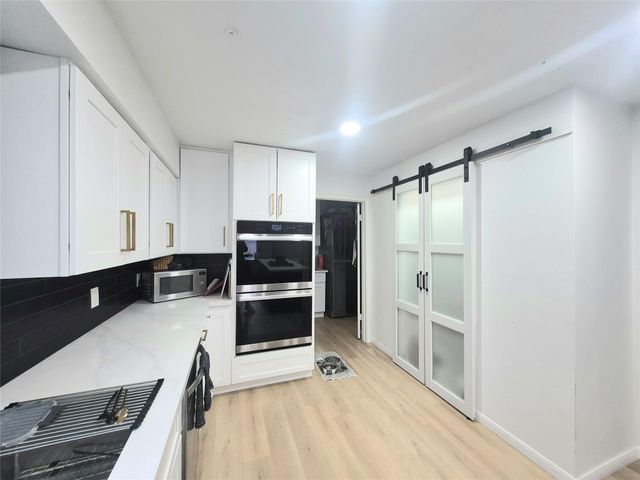 11911 Dandelion Lane, Houston, TX 77071