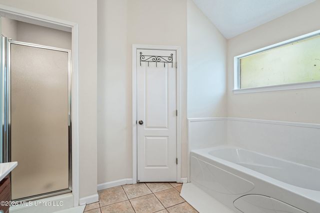 9852 Pigeon Roost Park Circle, Olive Branch, MS 38654