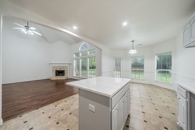 307 Dover Heights Trail, Mansfield, TX 76063