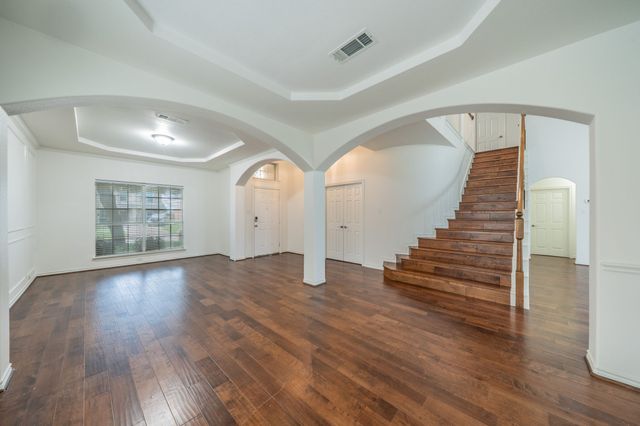 307 Dover Heights Trail, Mansfield, TX 76063