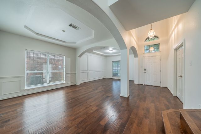 307 Dover Heights Trail, Mansfield, TX 76063
