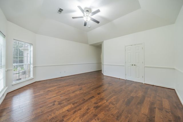 307 Dover Heights Trail, Mansfield, TX 76063