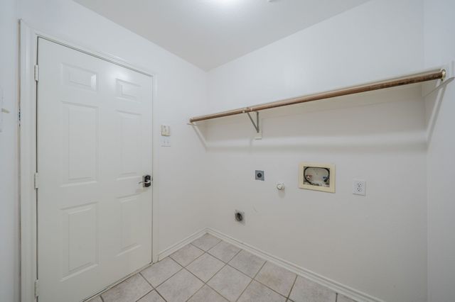 307 Dover Heights Trail, Mansfield, TX 76063