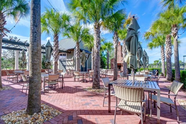 438 SHINNECOCK Drive, St. Johns, FL 32259