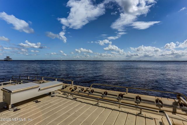 438 SHINNECOCK Drive, St. Johns, FL 32259