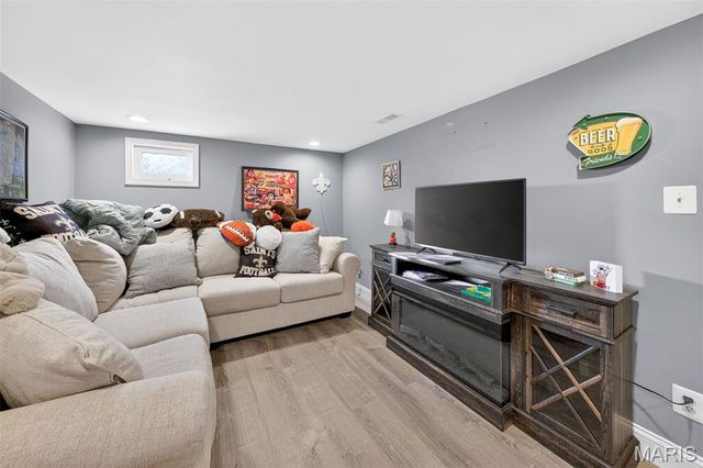 2501 Sublette Avenue, St Louis, MO 63110