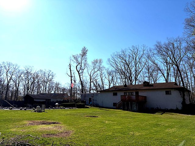 1590 E ELMER RD, Vineland, NJ 08361