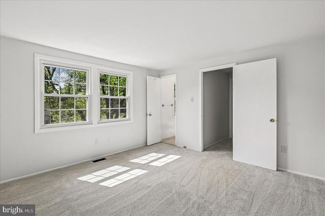 12218 VALERIE LN, Laurel, MD 20708