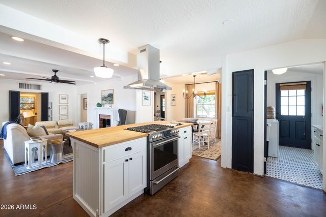 30 W EDGEMONT Avenue, Phoenix, AZ 85003