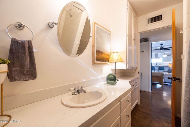 30 W EDGEMONT Avenue, Phoenix, AZ 85003