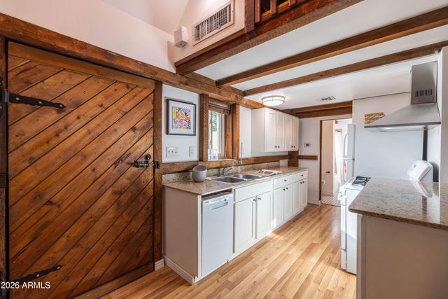 30 W EDGEMONT Avenue, Phoenix, AZ 85003