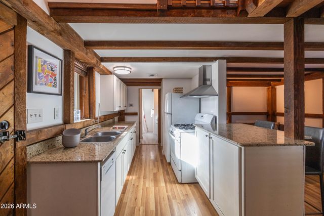 30 W EDGEMONT Avenue, Phoenix, AZ 85003