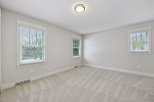 5767 Vine Hill Road, Minnetonka, MN 55345