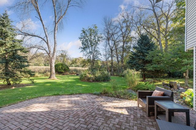 5767 Vine Hill Road, Minnetonka, MN 55345
