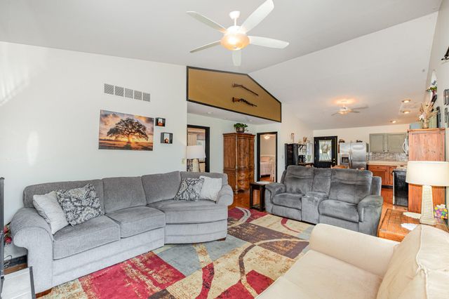 1427 Elk Lake Road, Owenton, KY 40359