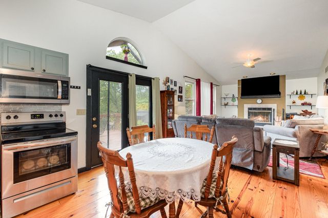 1427 Elk Lake Road, Owenton, KY 40359