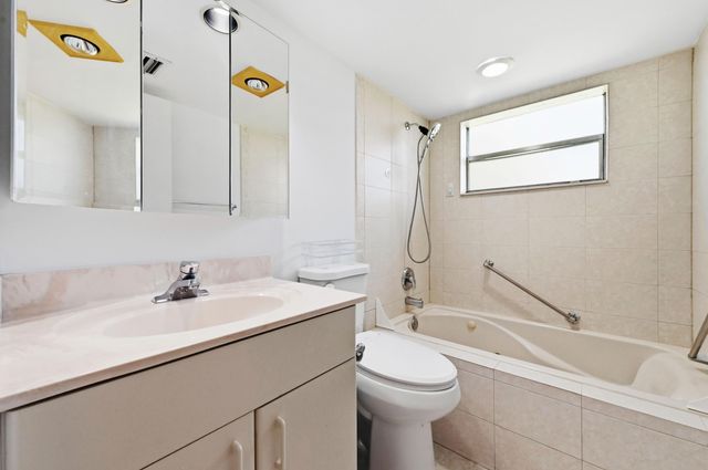 408 Flanders I, Delray Beach, FL 33484